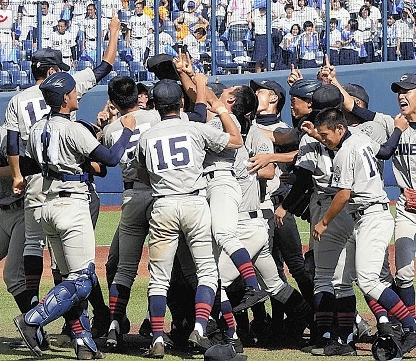 001110838 - 【2015年夏・中越】(新潟)高校野球選手、身長・体重一覧